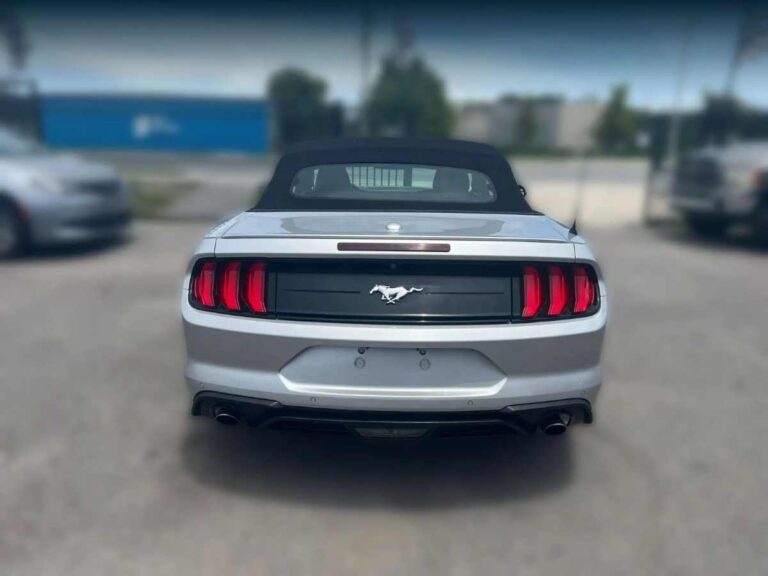 2019-ford-mustang-silver-104291 (7)