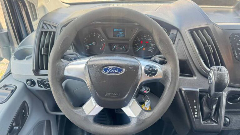 2019-ford-transit-250-b17518 (12)