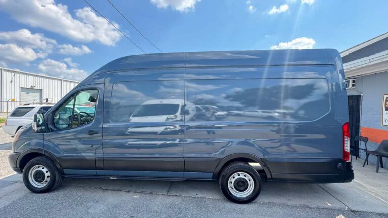2019-ford-transit-250-b17518 (15)