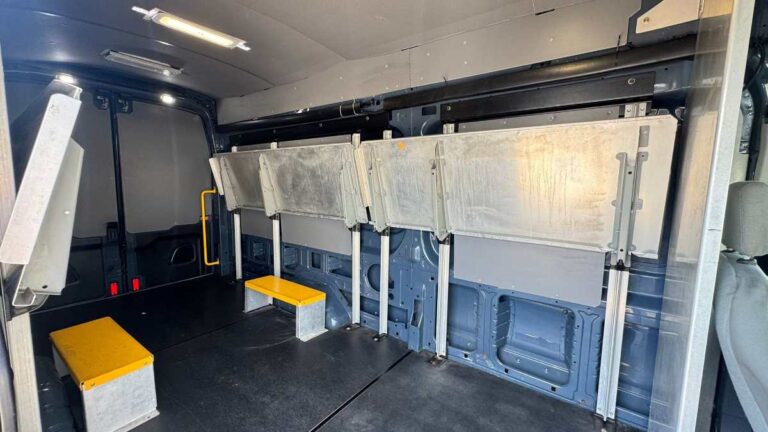 2019-ford-transit-250-b17518 (8)