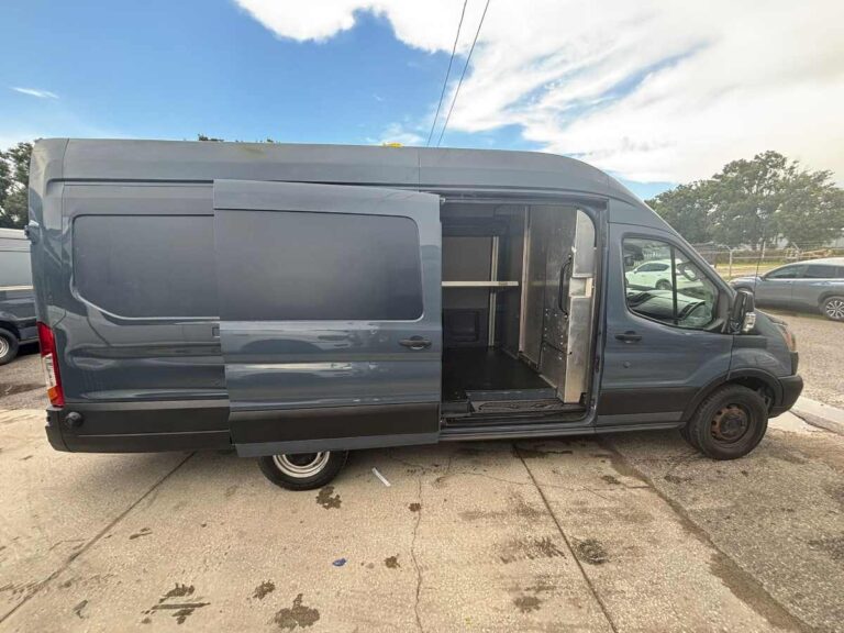 2019-ford-transit-250-b33322 (11)