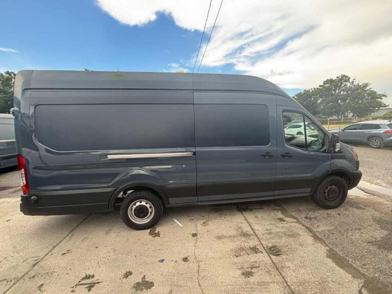 2019-ford-transit-250-b33322 (12)