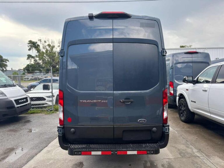 2019-ford-transit-250-b33322 (6)
