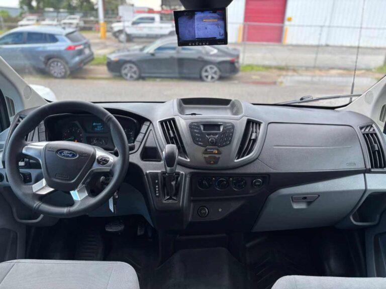 2019-ford-transit-250-b33322 (9)