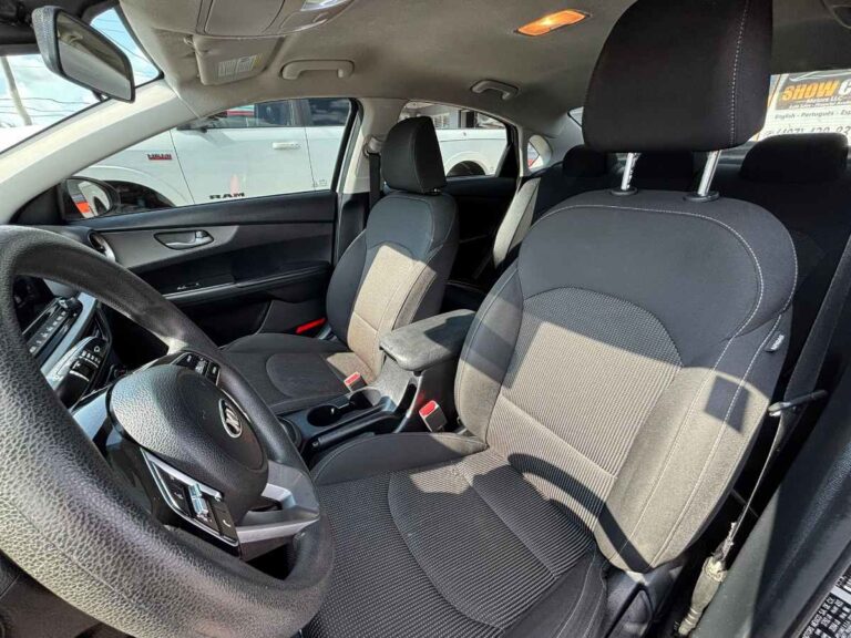 2019-kia-fort-lxs-2019-silver-031977 (12)