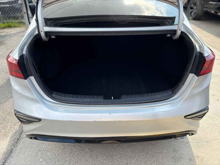 2019-kia-fort-lxs-2019-silver-031977 (13)