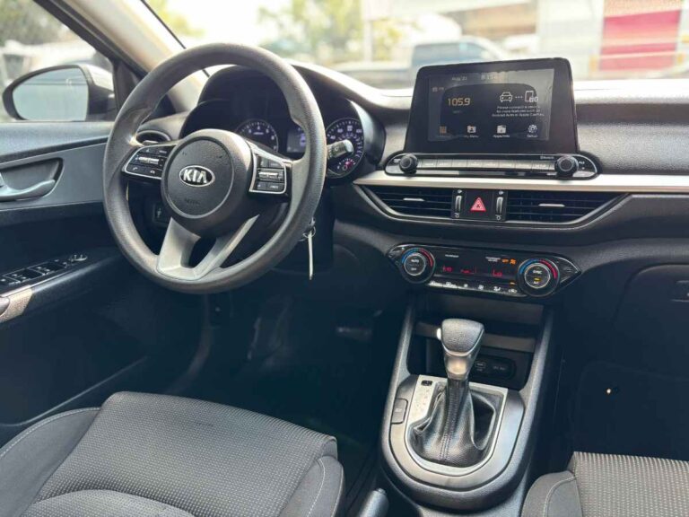 2019-kia-fort-lxs-2019-silver-031977 (14)