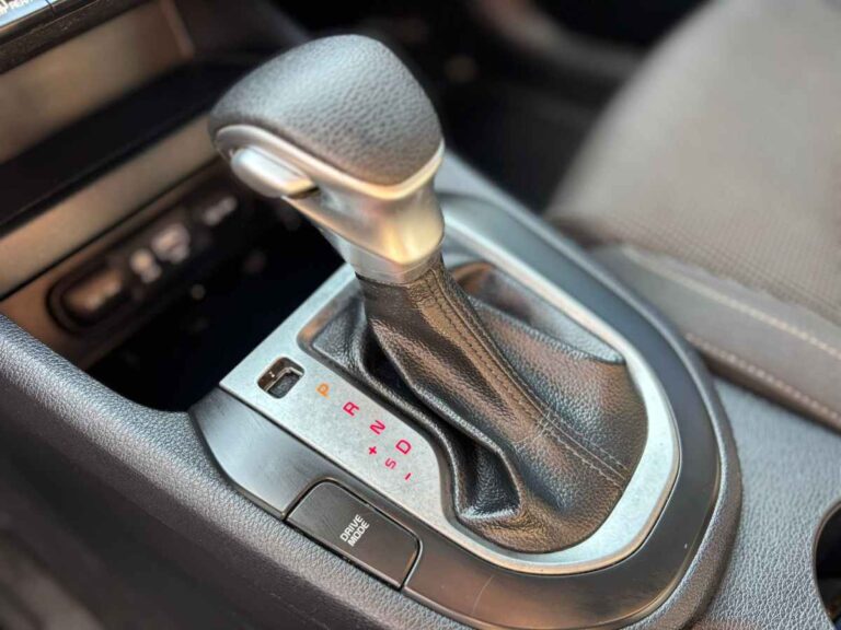 2019-kia-fort-lxs-2019-silver-031977 (20)