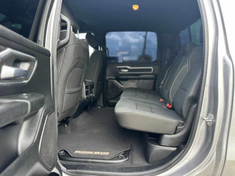 2019-ram-1500-big-horn-586943 (16)