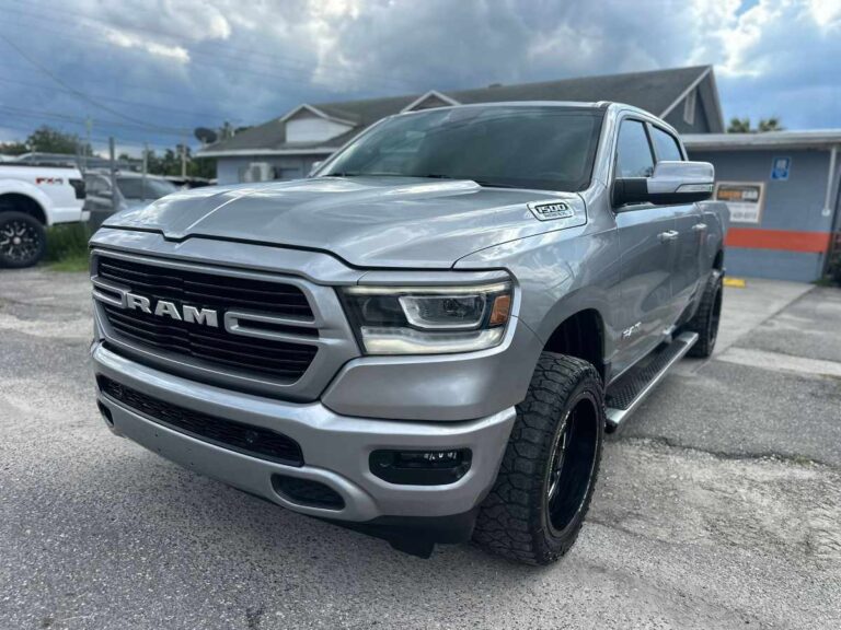 2019-ram-1500-big-horn-586943 (2)