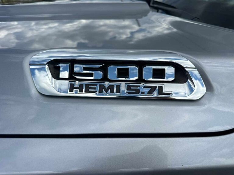 2019-ram-1500-big-horn-586943 (4)