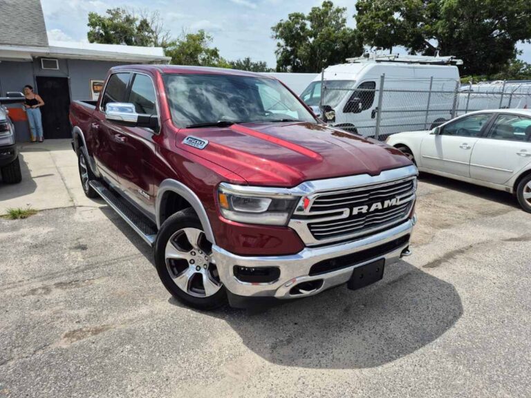 2019-ram-1500-laramie-676168 (1)