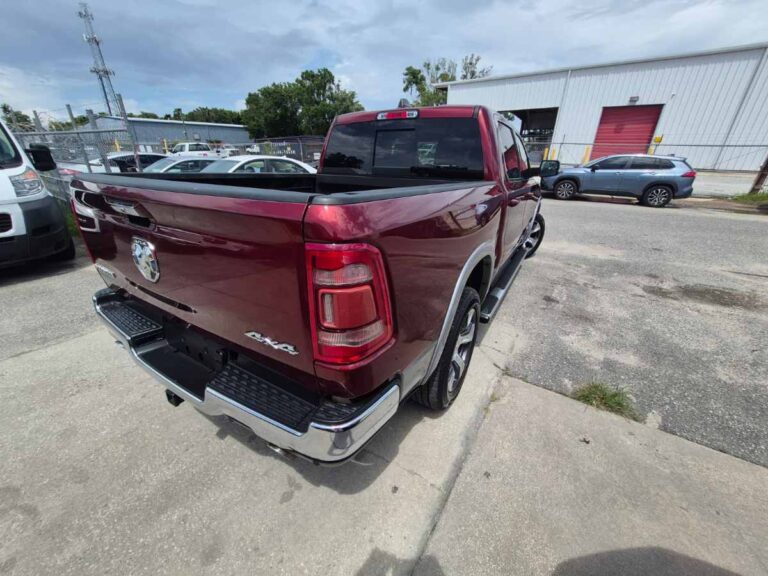 2019-ram-1500-laramie-676168 (7)