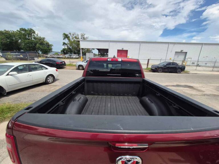 2019-ram-1500-laramie-676168 (8)