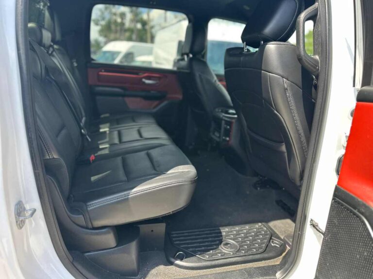 2019-ram-1500-rebel-branco-876880 (10)