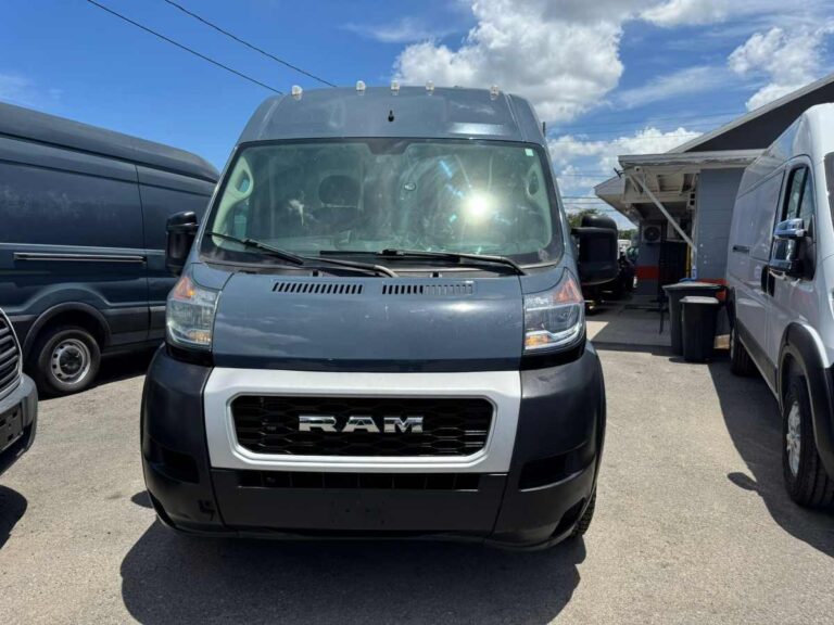 2019-ram-promaster-3500-azul-564188 (2)