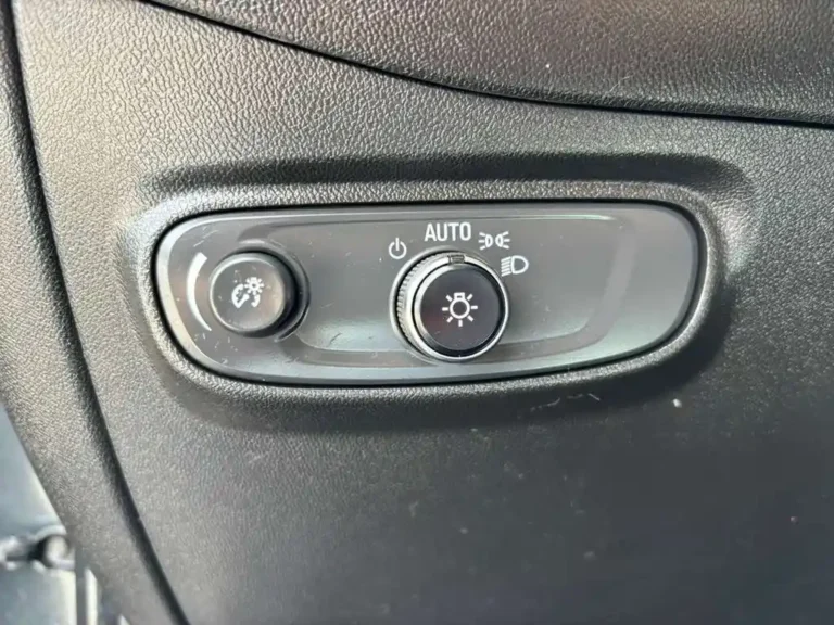 2020-chevrolet-equinox-262544 (18)