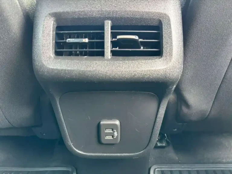 2020-chevrolet-equinox-262544 (25)