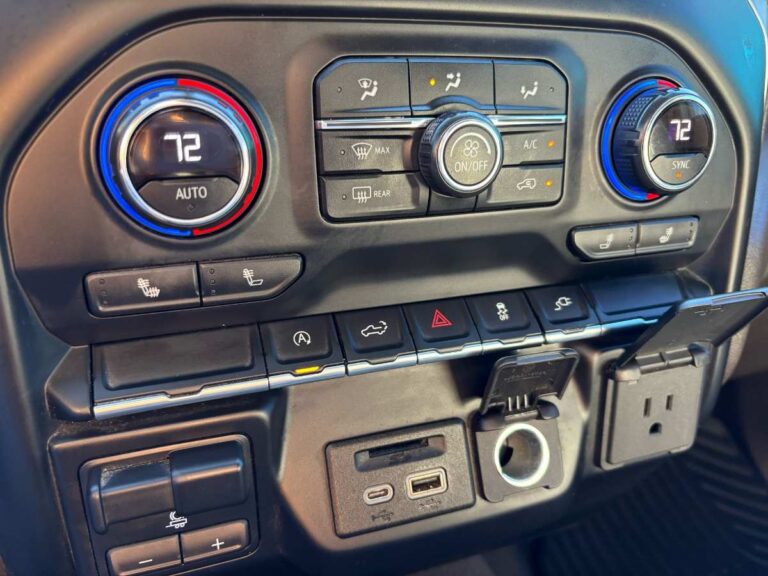 2020-chevrolet-silverado-1500-lt-130606-preto (14)