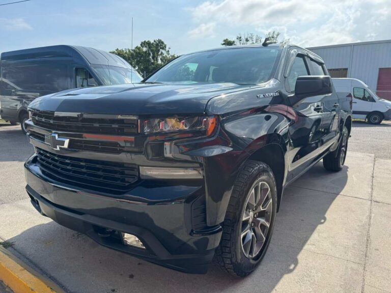 2020-chevrolet-silverado1500 preto-378463 (3)