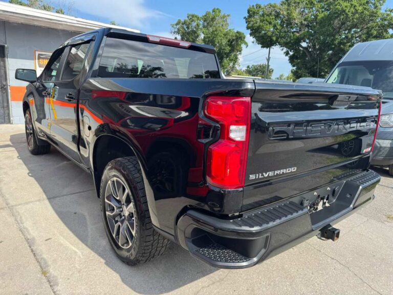 2020-chevrolet-silverado1500 preto-378463 (4)