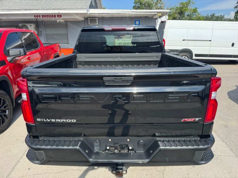 2020-chevrolet-silverado1500 preto-378463 (5)