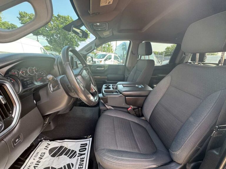 2020-chevrolet-silverado1500 preto-378463 (9)