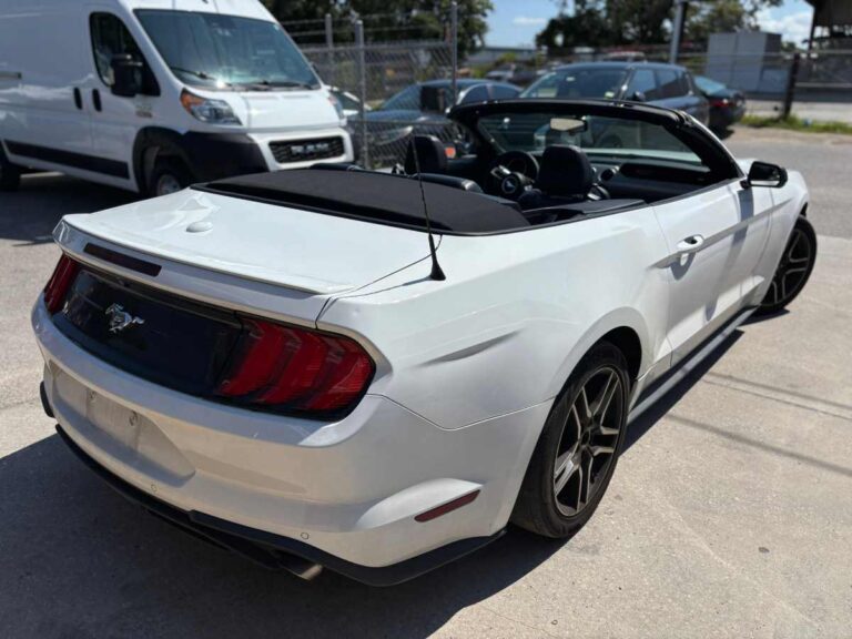 2020-ford-mustang-ecoboost-premium-branco-101660 (10)