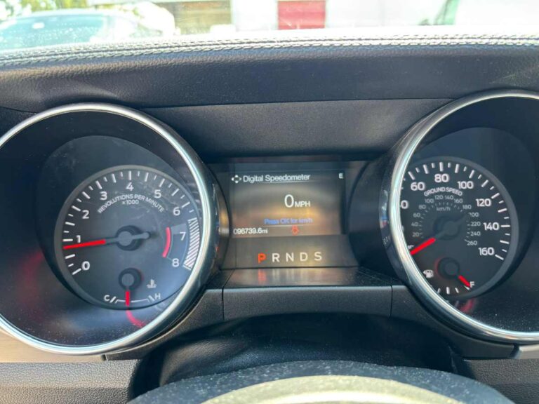 2020-ford-mustang-ecoboost-premium-branco-101660 (14)