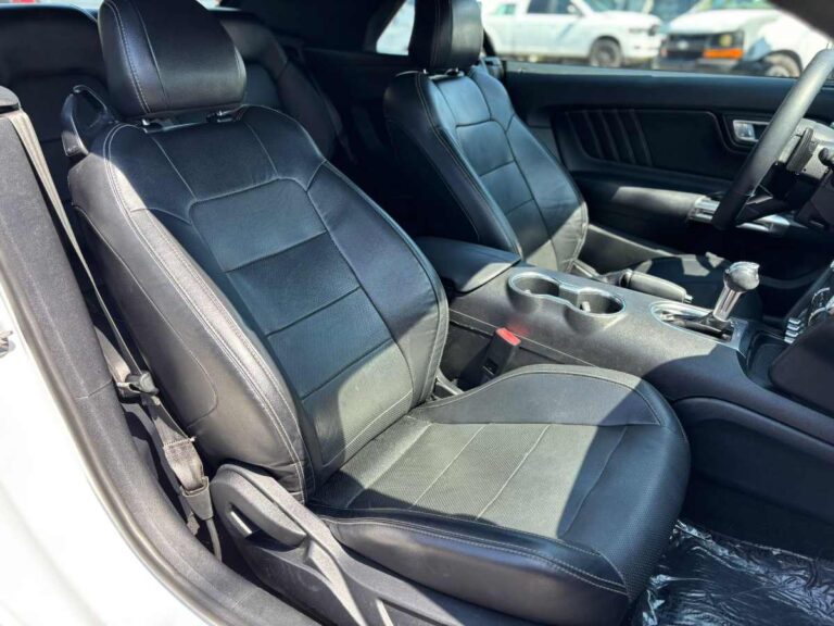 2020-ford-mustang-ecoboost-premium-branco-101660 (16)