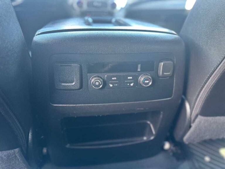 2020-gmc-yukon-slt-preto-271724 (25)