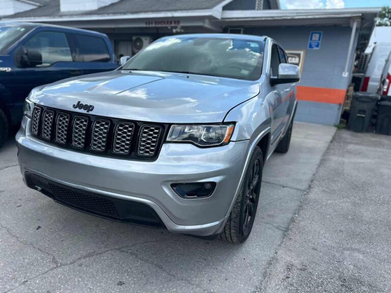 2020-jeep-grand-cherokee-2020-245023 (1)