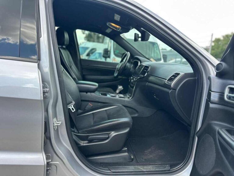 2020-jeep-grand-cherokee-2020-245023 (14)
