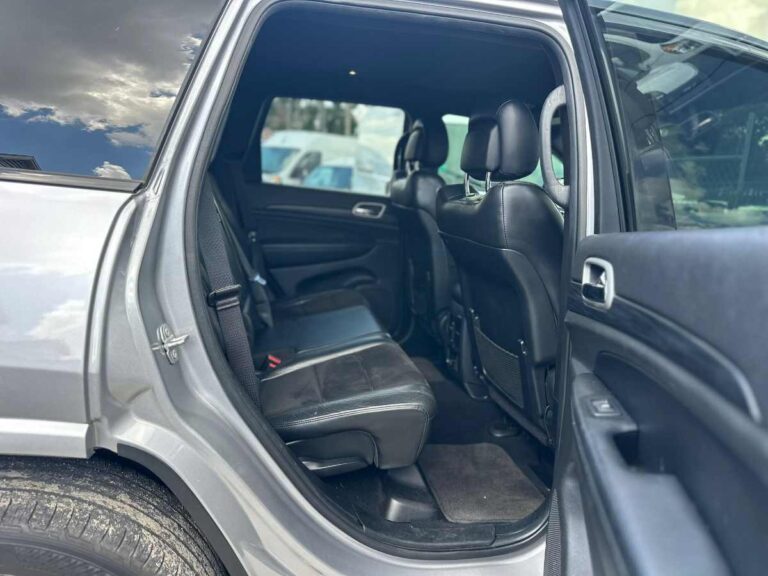 2020-jeep-grand-cherokee-2020-245023 (17)