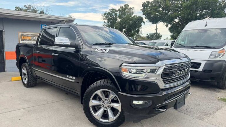 2020-ram-1500-limited-preto-299426 (2)