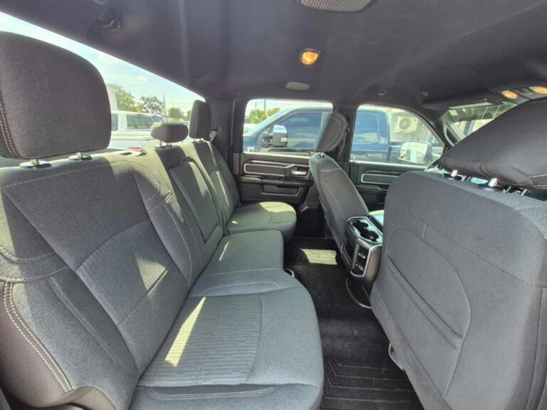 2020-ram-3500-big-horn-239205 (10)