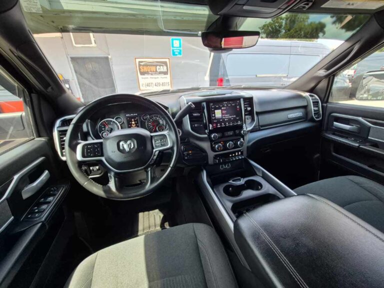 2020-ram-3500-big-horn-239205 (18)
