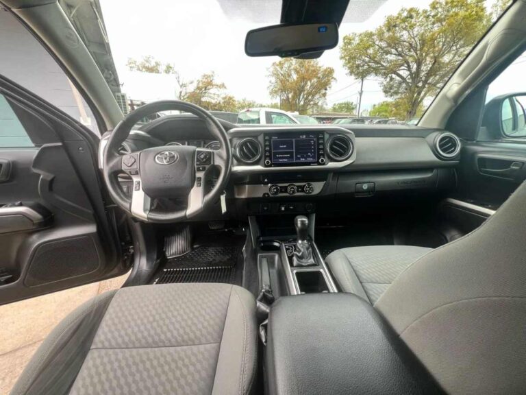 2020-toyota-tacoma-sr5-v6-117255 (10)