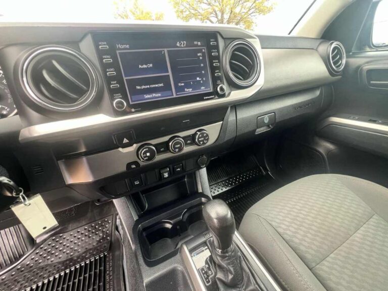 2020-toyota-tacoma-sr5-v6-117255 (14)