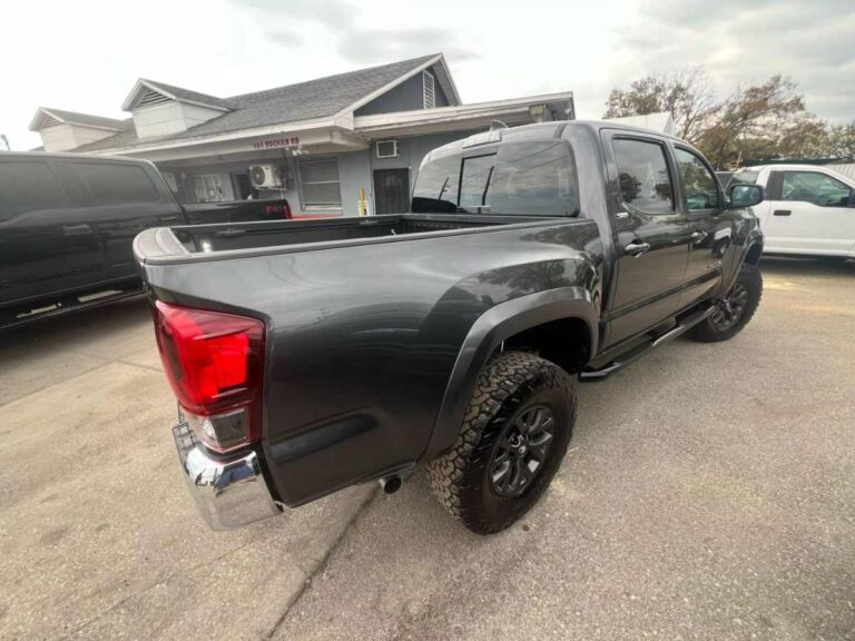 2020-toyota-tacoma-sr5-v6-117255 (21)