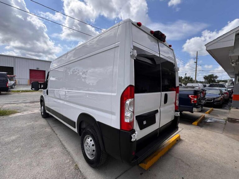 2021-ram-promaster-2500-159-wb-branco-547237 (4)