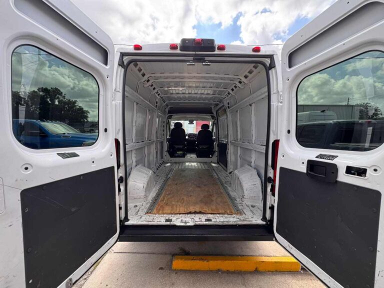 2021-ram-promaster-2500-159-wb-branco-547237 (7)