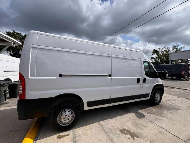 2021-ram-promaster-2500-159-wb-branco-547237 (9)