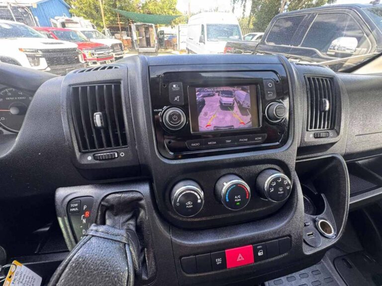 2021-ram-promaster-3500-azul-579724 (11)