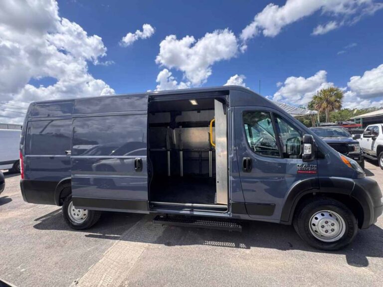 2021-ram-promaster-3500-azul-579724 (5)