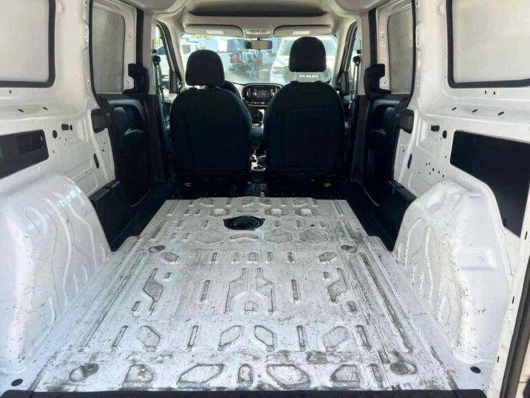 2021-ram-promaster-city-white-s65872 (10)