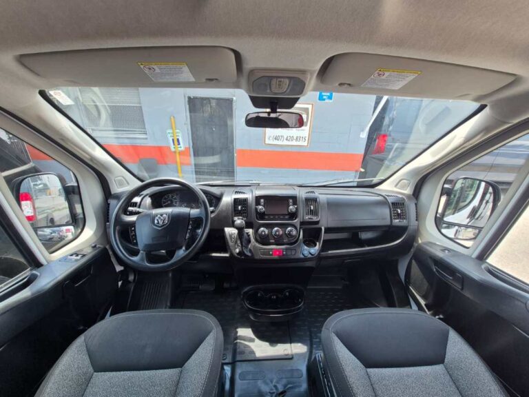 2021-tam-promaster-2500-branco-570057 (8)