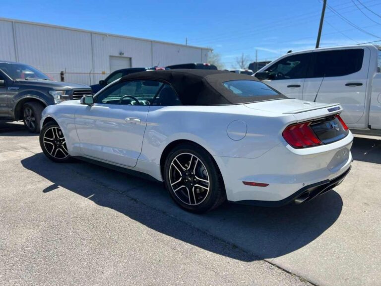 2022-ford-mustang-branco-120831 (5)