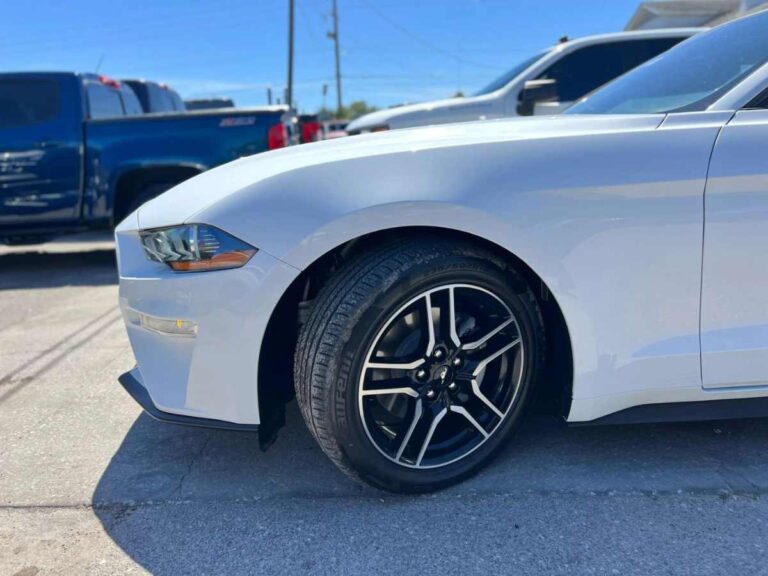 2022-ford-mustang-branco-120831 (6)