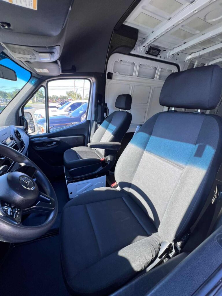 2023-mercedes-benz-sprinter-2500-branco-158434 (15)